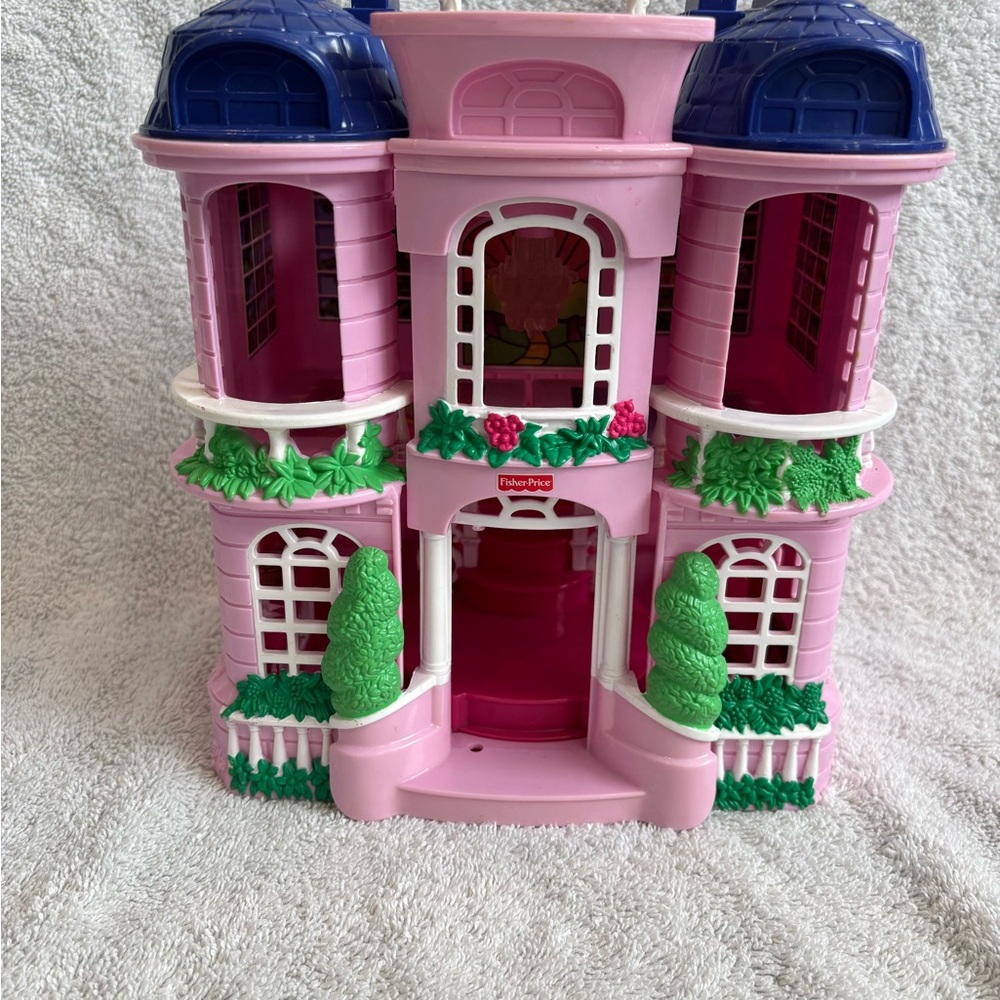 Fisher-Price Sweet Streets house